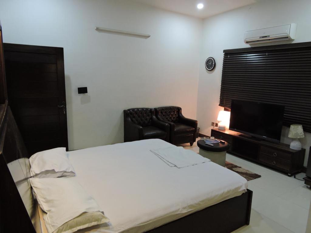 Zaib Guest House E-11 Islamabad Exterior photo